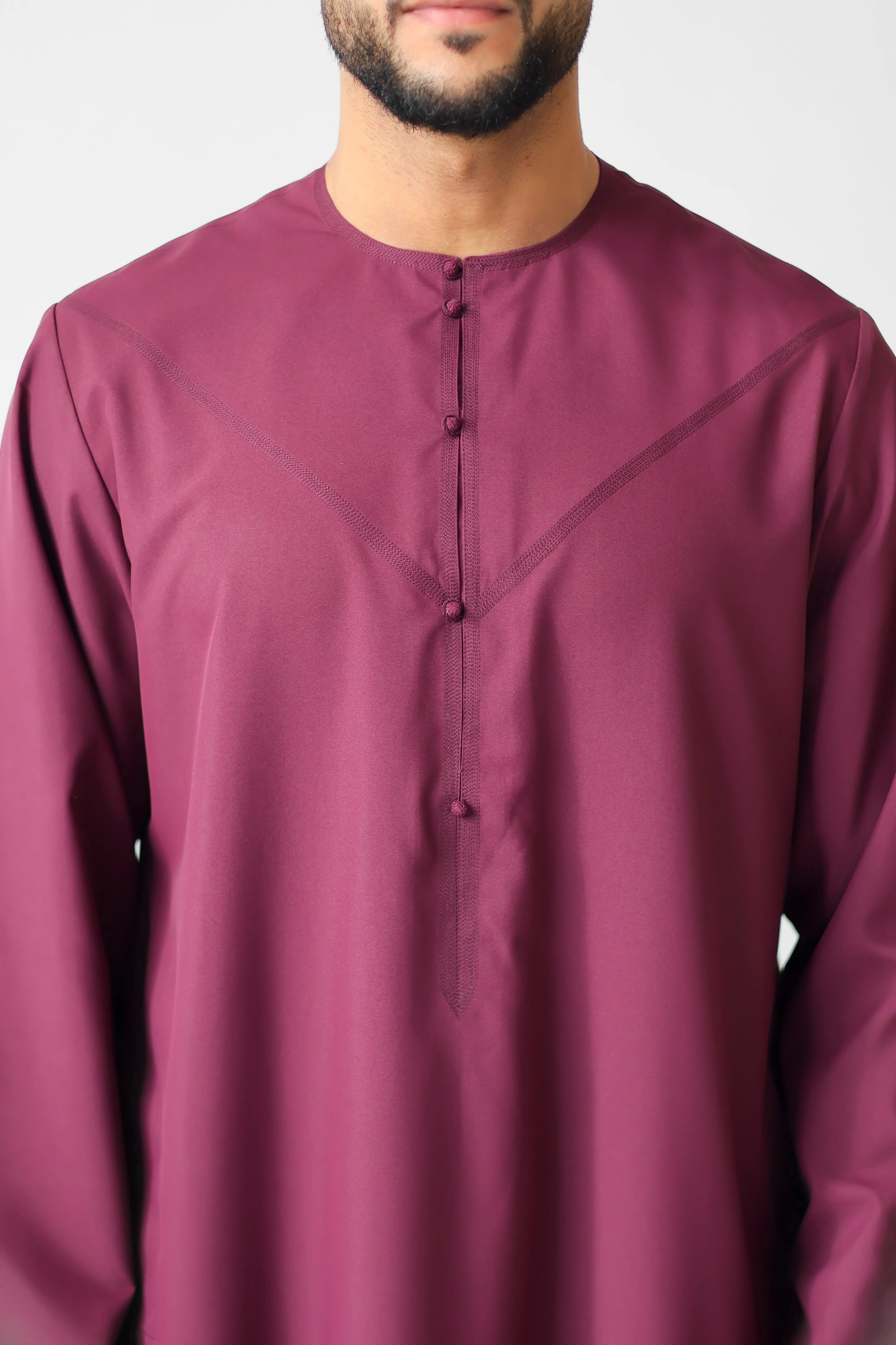 emirate jubbah burgundy men's closeup chest embroidery