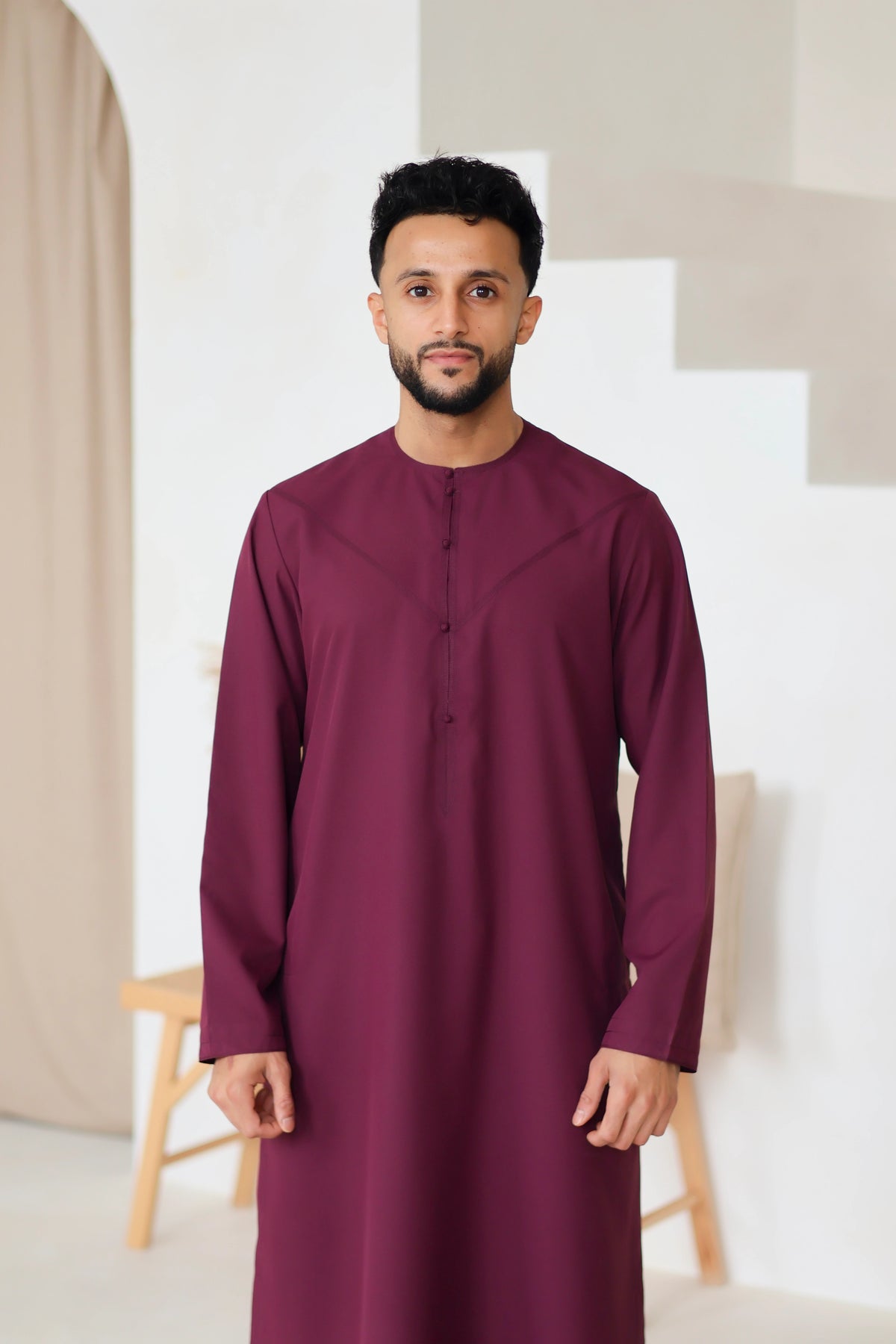 Burgundy Emirati thobe jubbah for men