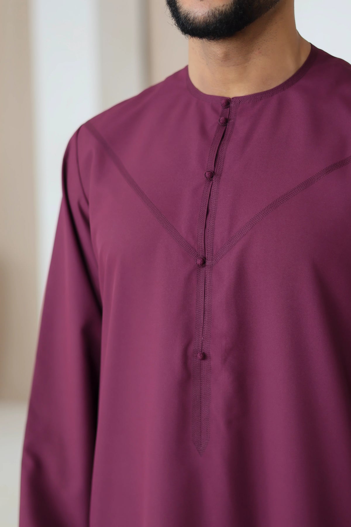 Burgundy Emirati thobe jubbah for men