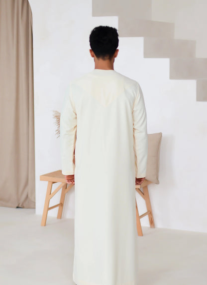 Cream Emirati thobe jubbah for men

