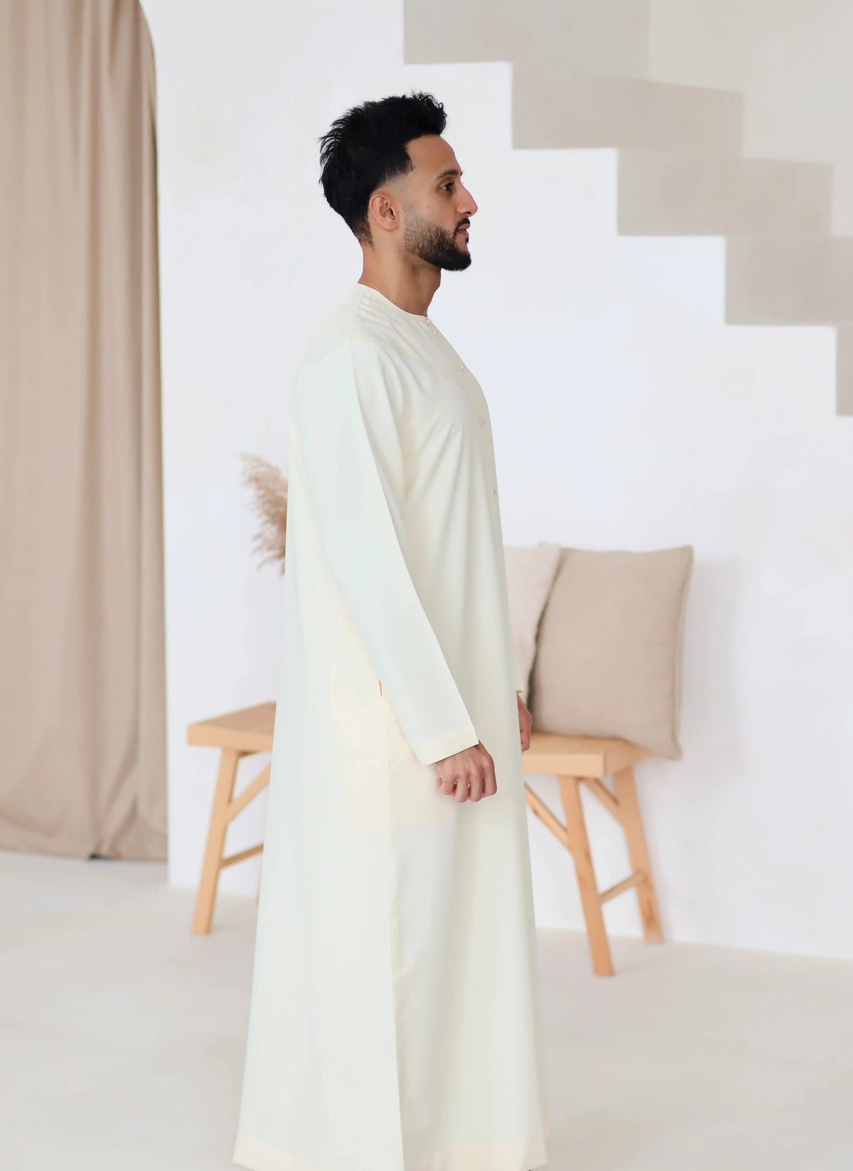 Cream Emirati thobe jubbah for men