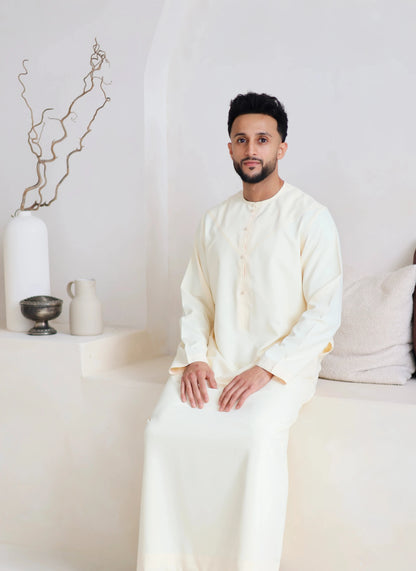 Cream Emirati thobe jubbah for men
