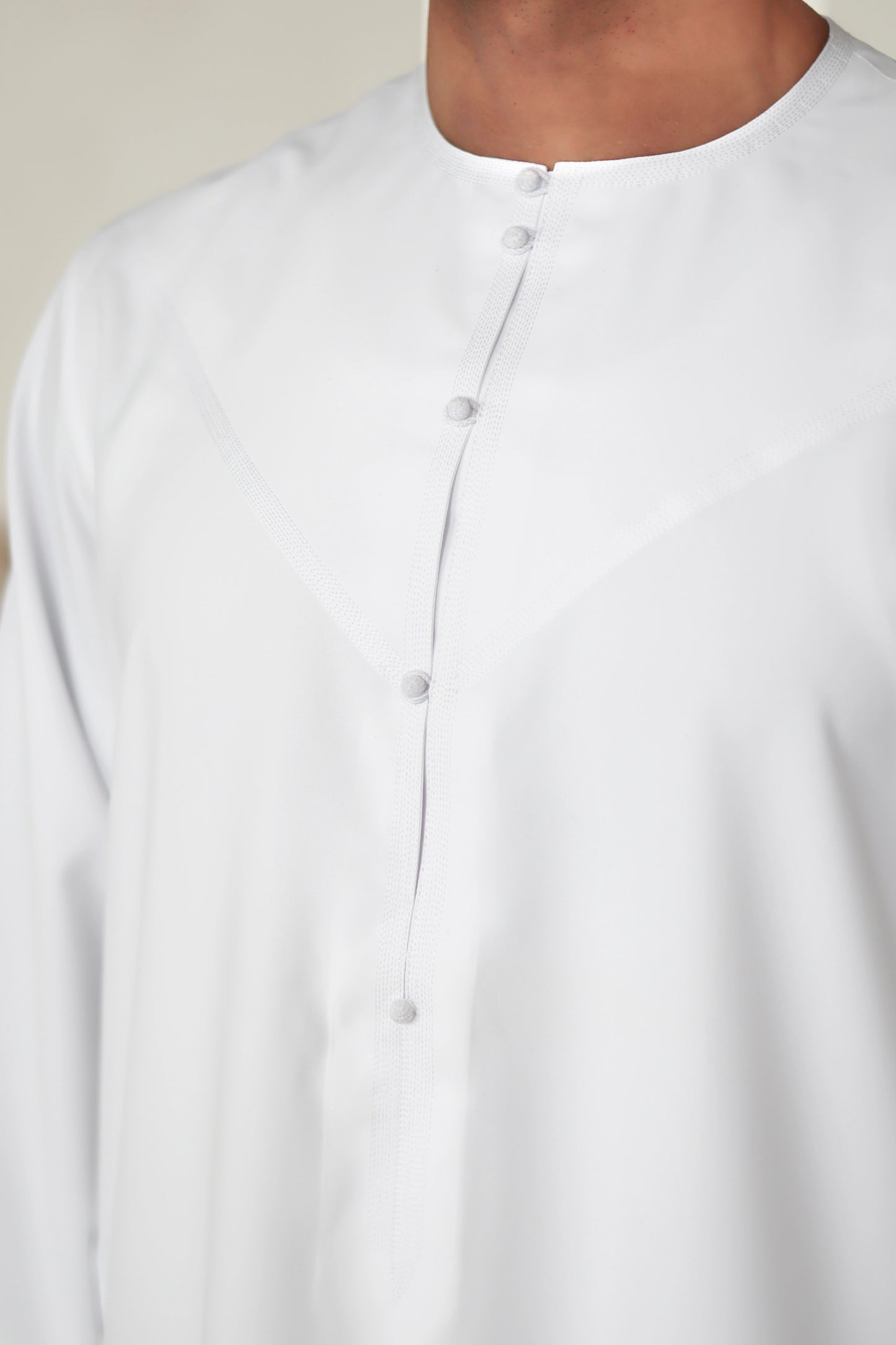 White Emirati thobe jubbah for men